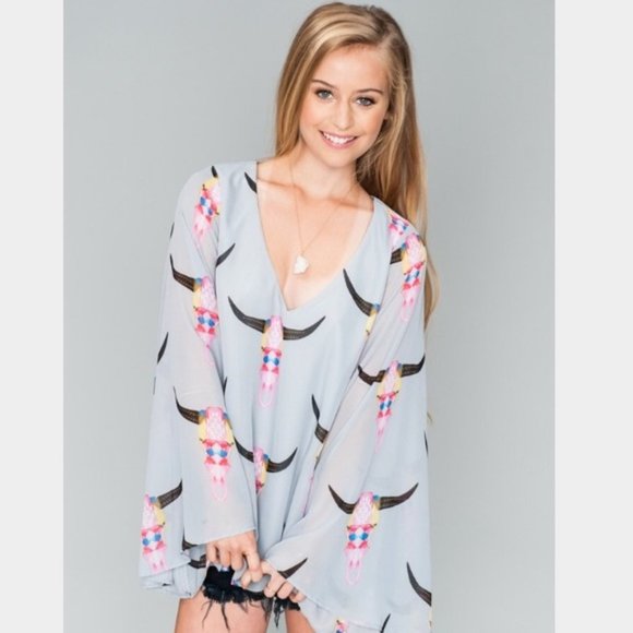 Show Me Your MuMu Tops - Show Me Your Mumu Lizzie Cow Skull Top, M